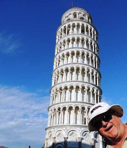 Leaning Bruce, Pisa
